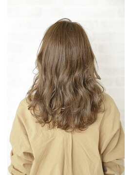 アフロディーテギンザ 神保町(APHRODITE GINZA) カール/セミディ/シアーカラー/姫カット［御茶ノ水/神保町］