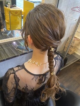 カットツー(Cut2) ヘアアレンジ