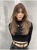 秋の小顔レイヤーカット髪質改善シールエクステヘーゼルベージュ