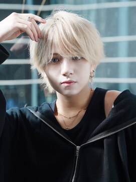 アルファ 新宿(alpha) サーフカール/ 刈り上げセンターパート/ブルーブラック[新宿駅]