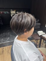 ハピネス クローバー 八木店(Happiness CLOVER)&nbsp;メンズライク　シルバーベージュ　白髪ぼかしハイライト