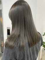 キラ 原宿(KILLA)&nbsp;ココアベージュ/オリーブグレー/小顔/黒髪/クラゲヘアー/原宿