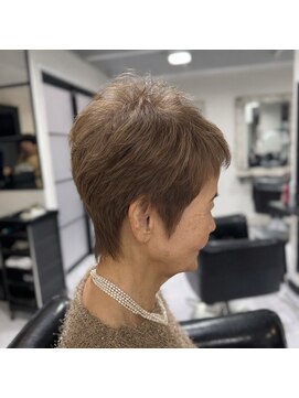 ボンズサロン 麻布十番 パティオ通り店(BONDZSALON) 大人ショート×ミセスヘアスタイル【東京麻布十番/六本木】