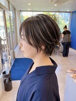 クアトロアネックス(QUATTRO annex) 軽やかなショートボブ