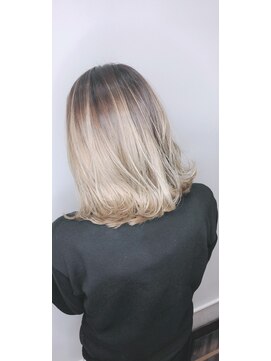 モードケイズ 阿倍野店(MODE K’s) ハイトーンバレイヤージュカラー