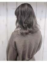 イェッカ(YECCA)&nbsp;バレイヤージュ×透明感グレージュ