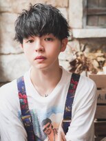 カライング(ing) スーツ短髪ツーブロック束感モテる黒髪シークレットパーマ流行