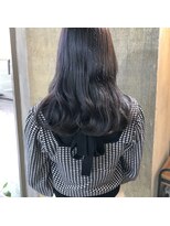 ピンズ(Pins)&nbsp;ダークグレージュ