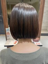 アイフィール アヴェダ 瑞江店(i feel AVEDA)&nbsp;前下がりのミニボブ