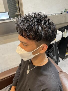 クオンヒール(QUON HEAL) アップバングショートピンパーマ