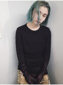 ハイトーンデザイン×ミニボブ