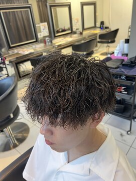 アイズ 海老名(AIZU) ツイストスパイラルパーマ 波巻きスパイラル スペインカール