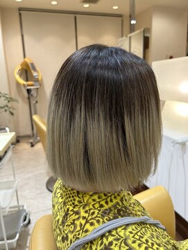 サンロード ヴィフ SUNROAD vif 切りっぱなしボブ