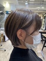 ジュイール(jouir)&nbsp;大人ショートボブショートインナーカラー丸みショートカット