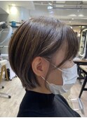 大人ショートボブショートインナーカラー丸みショートカット