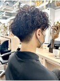 ツイストスパイラルパーマメンズマッシュ刈り上げ　奥東巧真