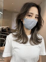 サイン 渋谷(SIGN) 韓国ヘアーハッシュカットレイヤーカットグレージュブリーチ無し