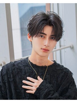 オーシャントーキョー 渋谷神南(OCEAN TOKYO) ニュアンスツーブロック束感毛流れセンターパート