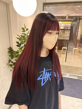 サロウィンフレンテ 新宿三丁目(SALOWIN Frente) ワインレッド×アンブレラカラー
