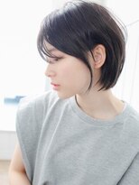 ネオリーブ クーロ(Neolive curro)&nbsp;大人女性に人気の美シルエットな前下がりショートボブ