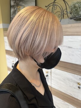 アース オーセンティック 岡山青江店(EARTH Authentic) 王道ホワイトベージュ