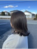 オリーブグレージュ極細ブリーチハイライトカラー