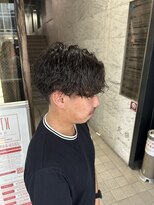 アース 天満橋店(HAIR & MAKE EARTH)&nbsp;20代30代◎波巻きスパイラルパーマ×センターパートで旬顔