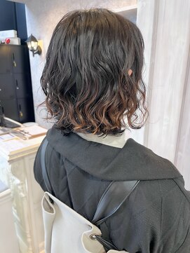 キャアリー(Caary) 福山人気30代40代リッジ強めボリュームボブパーマ顔まわり小顔