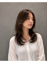 ラベルムバイエーケー(La Belleme by AK)&nbsp;韓国風くびれミディアムレイヤー