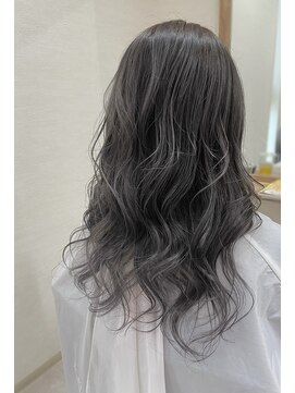 トゥエンティ(twenty) シルバーハイライト