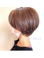 ポレン ドレッサーズ(Pollen Dressers)&nbsp;スタイリングが簡単なボブショート♪30代40代50代似合わせカット