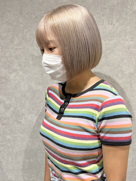 ラミエバイメルト 下北沢(lamie by melt) 【村上慶登】プラチナベージュ ハイトーン 切りっぱなしボブ