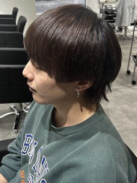 ヒュイル バイ ニアウ(Hwyl by Niau) さらさらメンズマッシュウルフ前下がりツーブロックナチュラル