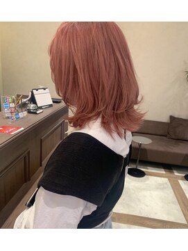 シャンドゥール 栄店(CHANDEUR) ペールピンクガーリー可愛いカジュアル外ハネウルフ風ミディ