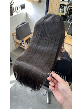 ウム(UMU) 髪質改善縮毛矯正/髪質改善/縮毛矯正/ストレート