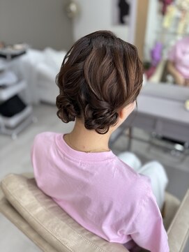 ナコプラス(naco+) ヘアセット（ツインシニヨン、シニヨン、ツイン）