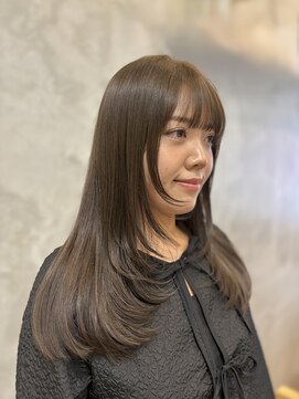 ヴィックス クリスタル(VIC’S crystal) ざっくりレイヤーカット　AKANE