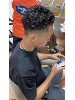 アース 大宮駅前店(HAIR&MAKE EARTH)&nbsp;刈り上げ×ハードパーマ