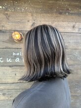 クオリム(Kualim) くびれ外はねアンブレラヘアー