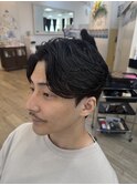 フェザーショートフェザーパーマセンターパート刈り上げなし
