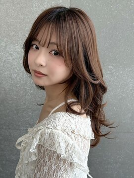 シーシンジュク 新宿南口(Sea shinjuku) ココアベージュ×レイヤー[小顔/黒髪/オリーブグレー]