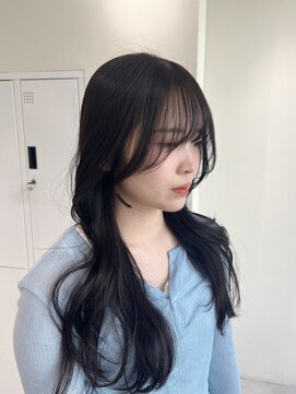 ジーナ 難波(Zina) レイヤーカット×顔周りカット