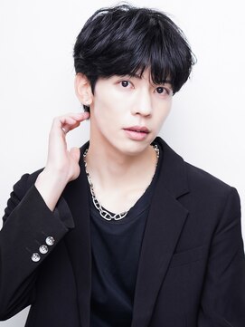 マッシュショート 眉毛カット 韓国ヘア 20代 メンズカット