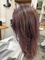 グロウアップバイトゥエンティーフォー 稲葉(glow up by24) くすみピンクのレイヤーミディ