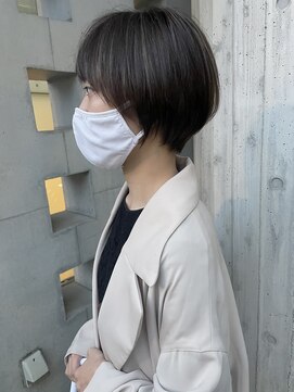 リバレッジ 広尾(Leverage) 大人ハイライト丸みショートボブ【広尾・恵比寿】担当　濱口
