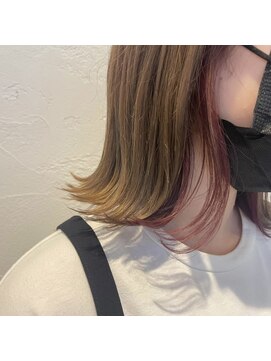 ソレイユ シンサカエ(SOLEIL SHINSAKAE) トレンドの切りっぱなしボブ×ピンクのイヤリングカラー☆