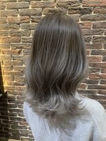 ロク(6)&nbsp;ミルクティーベージュ/ミディアムボブ