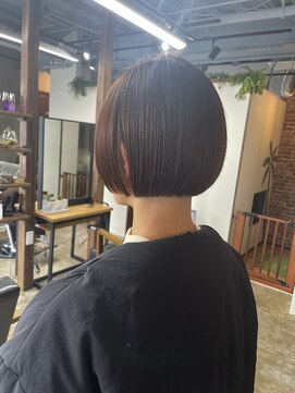 ヴースヘアデザイン(vou's hair design) ミニボブ