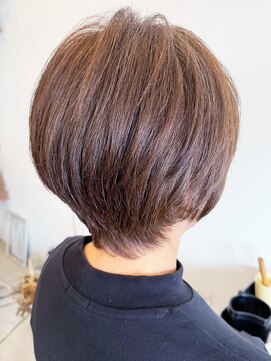 レポヘアー(Repos hair) 20代30代40代大人かわいい♪艶感シークレットハイライトショート