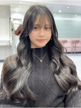 ジーナ 名駅(XENA.) 《xena/中島》小顔になれる顔まわりカット